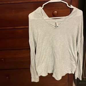 Tresics Size Small long sleeve hoodie